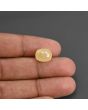 Yellow Sapphire - 6.64 Carat 