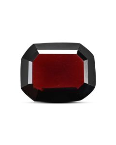 Red Garnet 7.9 Carat 